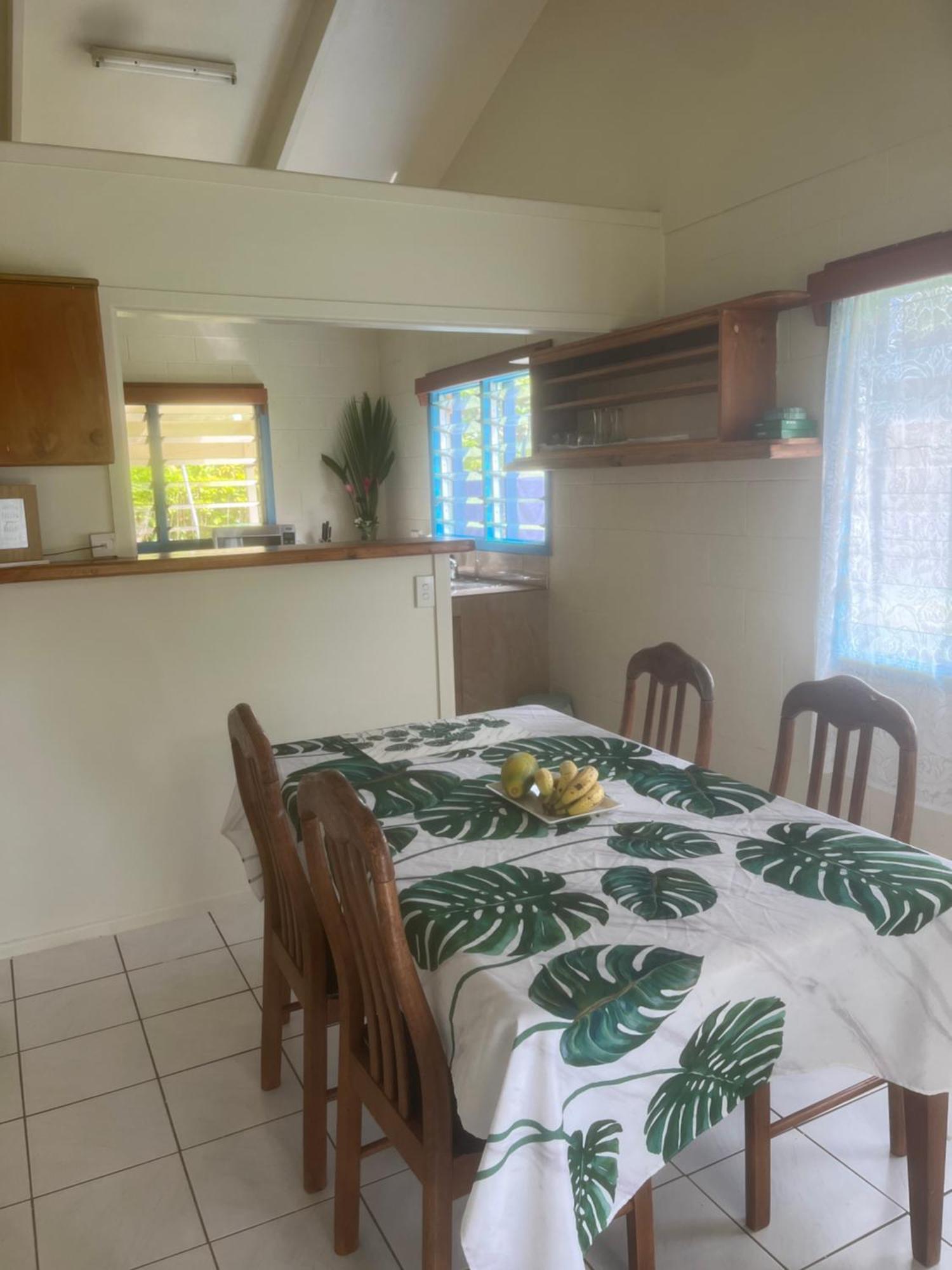 Sharnytas Guesthouse Air Conditioned Avarua Buitenkant foto